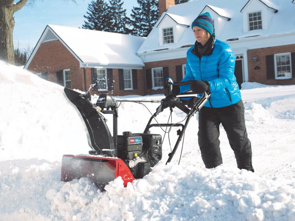 Best Tips in Troubleshooting and Maintaining a Snow Blower!
