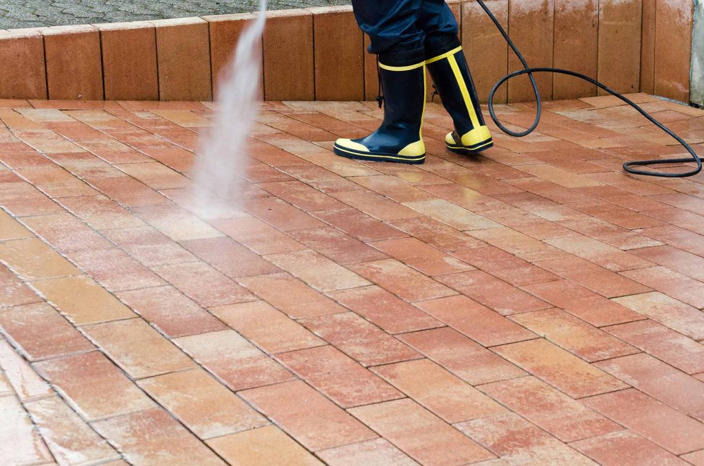 7 Easy ways to clean your pavers